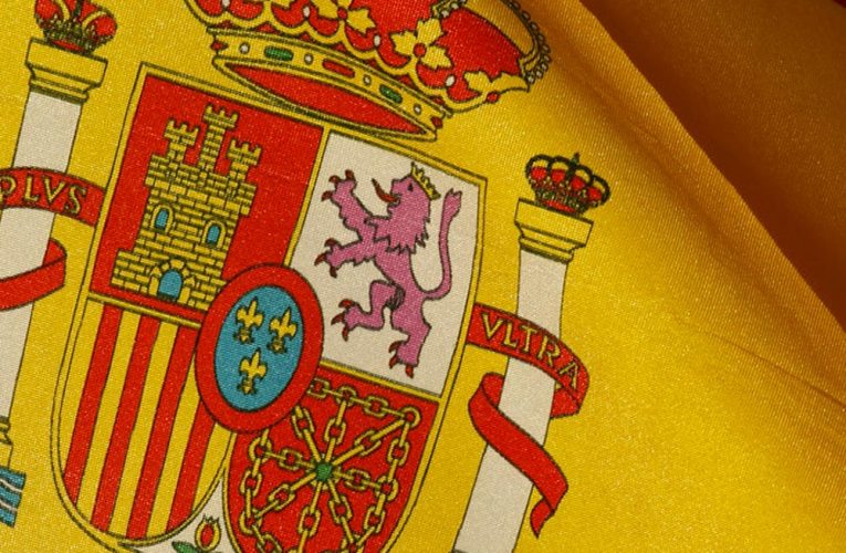 Hiszpańscy inwestorzy w kryptowaluty uciekają do Portugalii, aby uniknąć płacenia podatków.