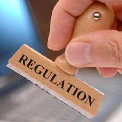 Comisión de la UE insta a los legisladores a darse prisa con las regulaciones a criptomonedas